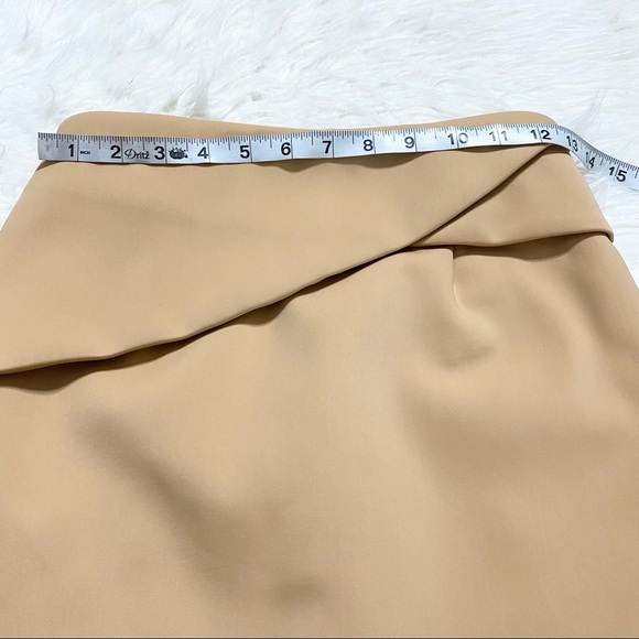 C/MEO COLLECTIVE Tan Pencil Skirt - Picture 3 of 9